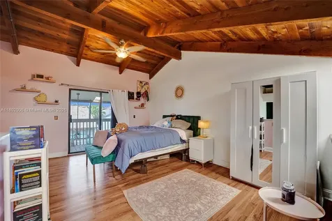 1951 SW 81st Terrace Davie FL 33324