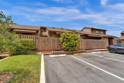 1951 SW 81st Terrace Davie FL 33324