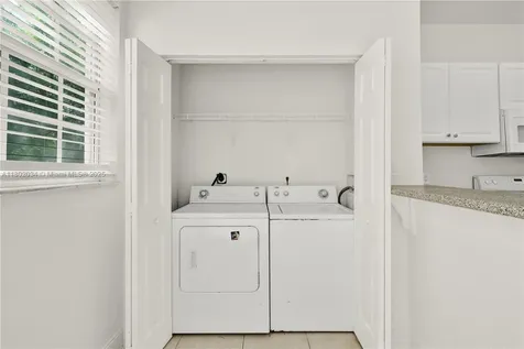677 NE 21st Terrace Homestead FL 33033