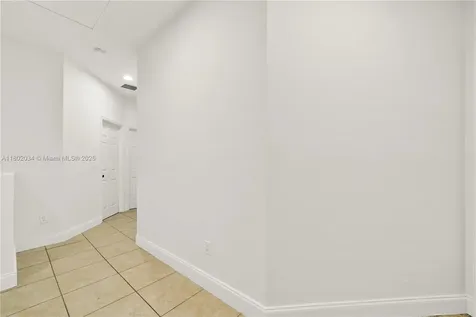 677 NE 21st Terrace Homestead FL 33033