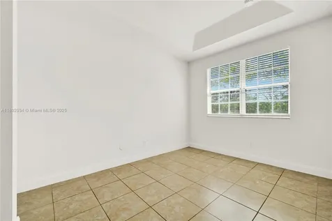 677 NE 21st Terrace Homestead FL 33033