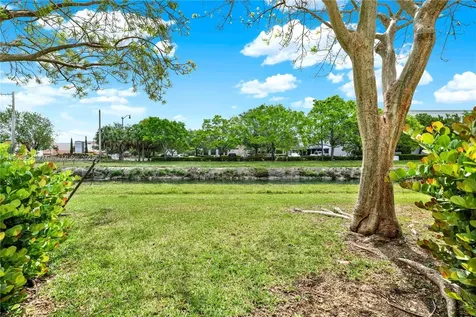 677 NE 21st Terrace Homestead FL 33033