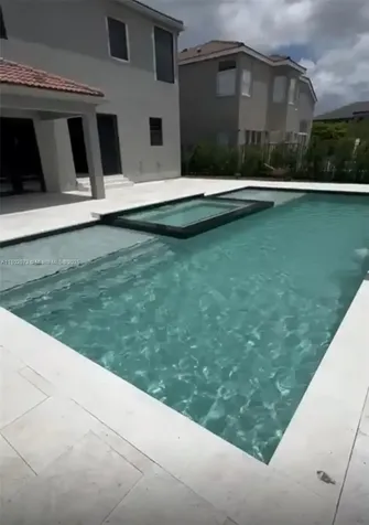 Established Fully License And Insured Pool/spa Business For Sale Kendall FL 33186