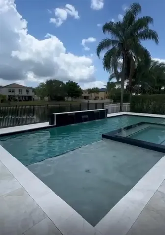 Established Fully License And Insured Pool/spa Business For Sale Kendall FL 33186