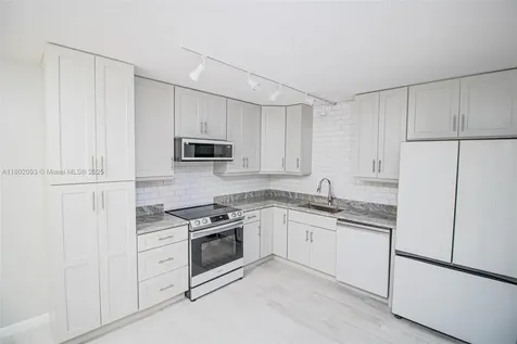 1410 14th Terrace Palm Beach Gardens FL 33418