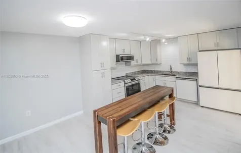 1410 14th Terrace Palm Beach Gardens FL 33418