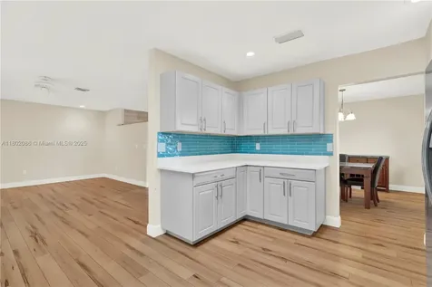 1575 N Goldeneye Lane Homestead FL 33035