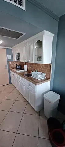 19201 Collins Avenue Sunny Isles Beach FL 33160