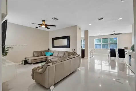 1070 Briar Ridge Road Weston FL 33327