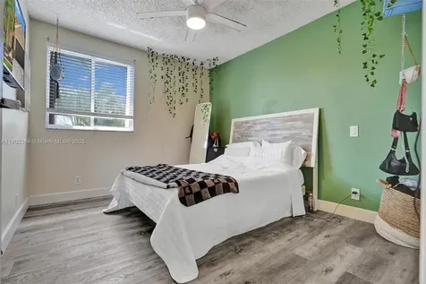 1070 Briar Ridge Road Weston FL 33327