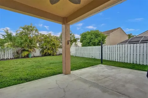 1070 Briar Ridge Road Weston FL 33327