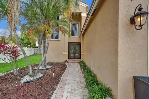 1070 Briar Ridge Road Weston FL 33327