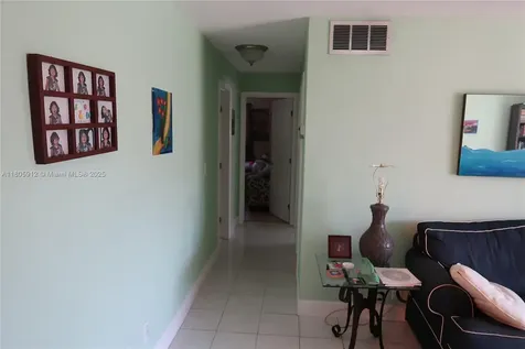 700 Layne Boulevard Hallandale Beach FL 33009