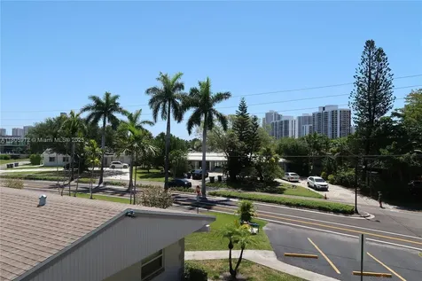 700 Layne Boulevard Hallandale Beach FL 33009