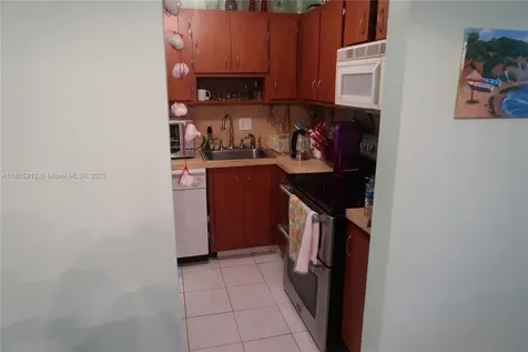 700 Layne Boulevard Hallandale Beach FL 33009