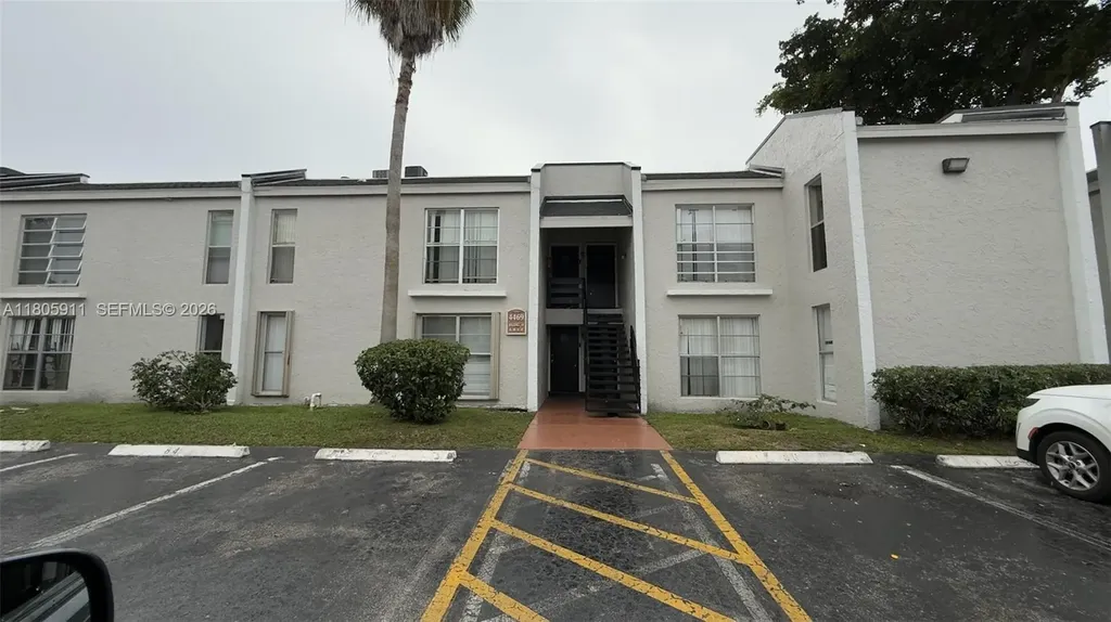 4469 Treehouse Lane Tamarac FL 33319