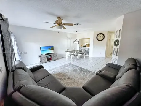 1104 NW 100th Avenue Pembroke Pines FL 33024