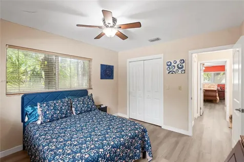 1090 Meadowlark Avenue Miami Springs FL 33166