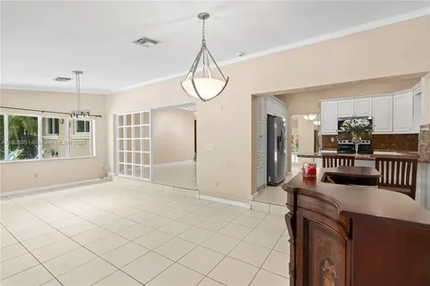 1090 Meadowlark Avenue Miami Springs FL 33166