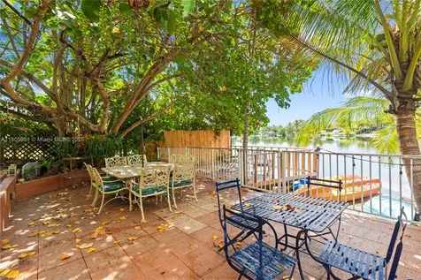 1090 Meadowlark Avenue Miami Springs FL 33166