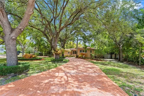 1090 Meadowlark Avenue Miami Springs FL 33166