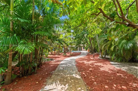 1090 Meadowlark Avenue Miami Springs FL 33166