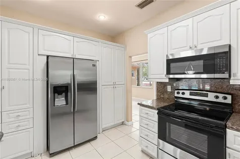 1090 Meadowlark Avenue Miami Springs FL 33166