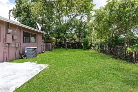 4960 NW 11th Court Lauderhill FL 33313