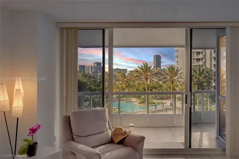 21205 Yacht Club Drive Aventura FL 33180