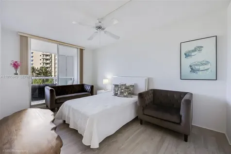 21205 Yacht Club Drive Aventura FL 33180