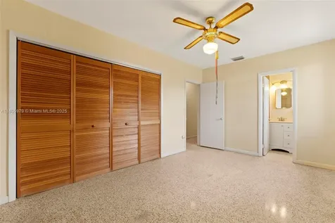 4295 SW 97th Court Miami FL 33165