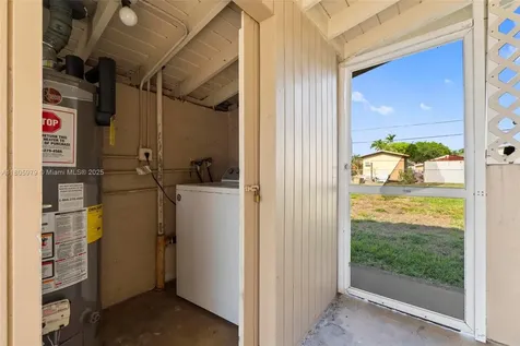 4295 SW 97th Court Miami FL 33165