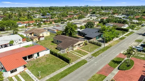 4295 SW 97th Court Miami FL 33165