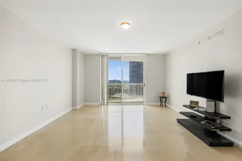 1755 E Hallandale Beach Boulevard Hallandale Beach FL 33009