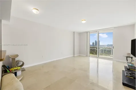 1755 E Hallandale Beach Boulevard Hallandale Beach FL 33009