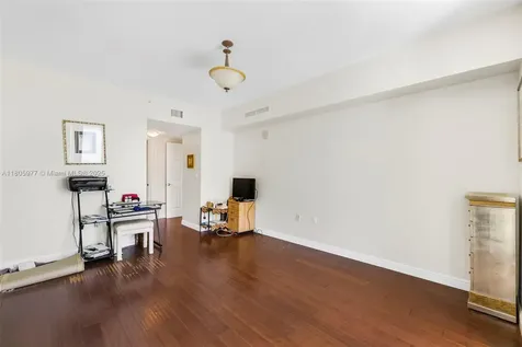 1755 E Hallandale Beach Boulevard Hallandale Beach FL 33009