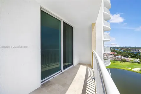 1755 E Hallandale Beach Boulevard Hallandale Beach FL 33009