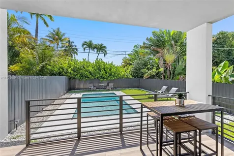 1116 NE 10th Avenue Fort Lauderdale FL 33304