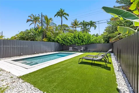 1116 NE 10th Avenue Fort Lauderdale FL 33304