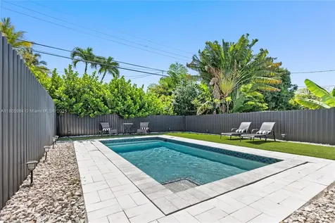 1116 NE 10th Avenue Fort Lauderdale FL 33304