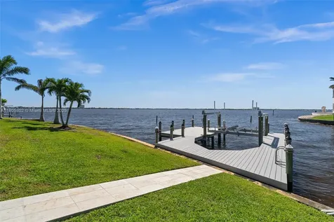 1600 Edith Esplanade Cape Coral FL 33904