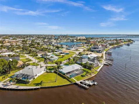1600 Edith Esplanade Cape Coral FL 33904