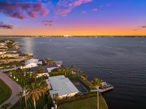 1600 Edith Esplanade Cape Coral FL 33904