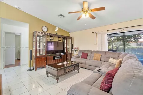 11186 NW 21st Street Coral Springs FL 33071