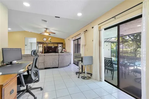 11186 NW 21st Street Coral Springs FL 33071