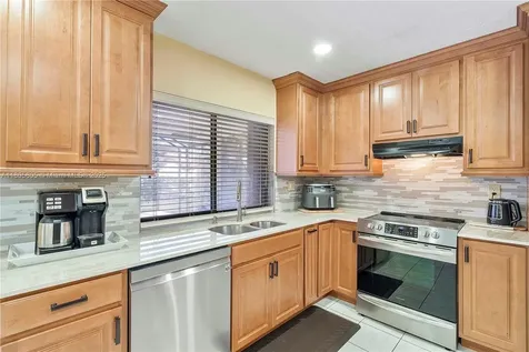 11186 NW 21st Street Coral Springs FL 33071