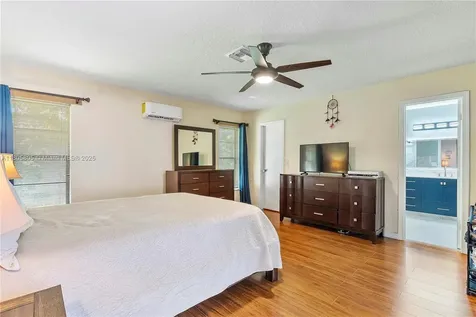 11186 NW 21st Street Coral Springs FL 33071