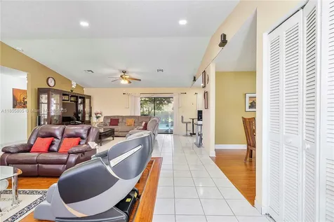 11186 NW 21st Street Coral Springs FL 33071