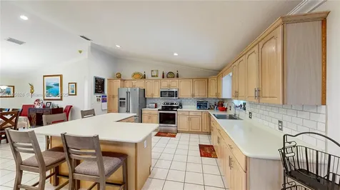 18760 SW 294th Terrace Homestead FL 33030
