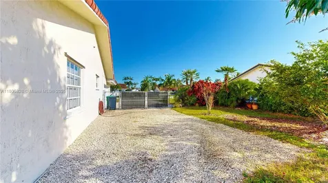 18760 SW 294th Terrace Homestead FL 33030